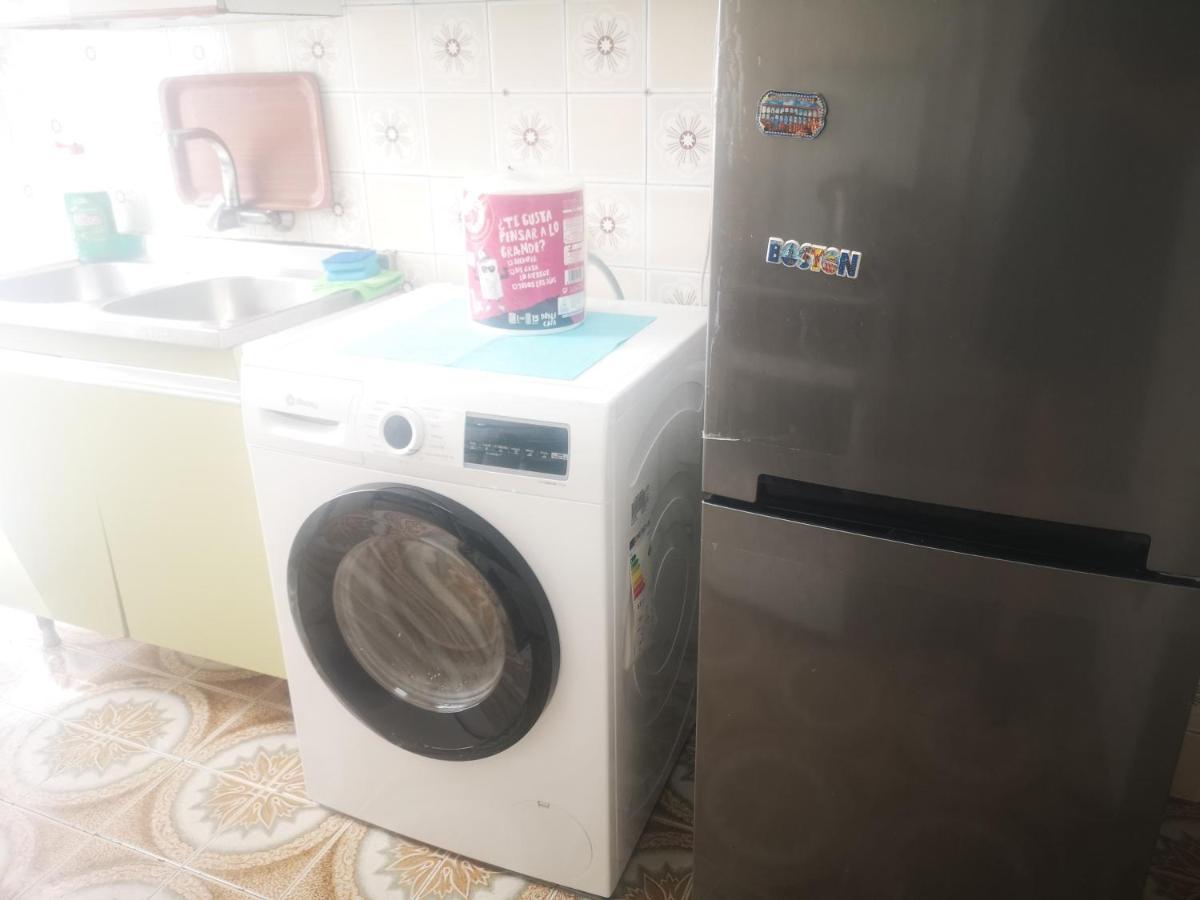 マドリード Centrica Habitacion Bed & Breakfast エクステリア 写真
